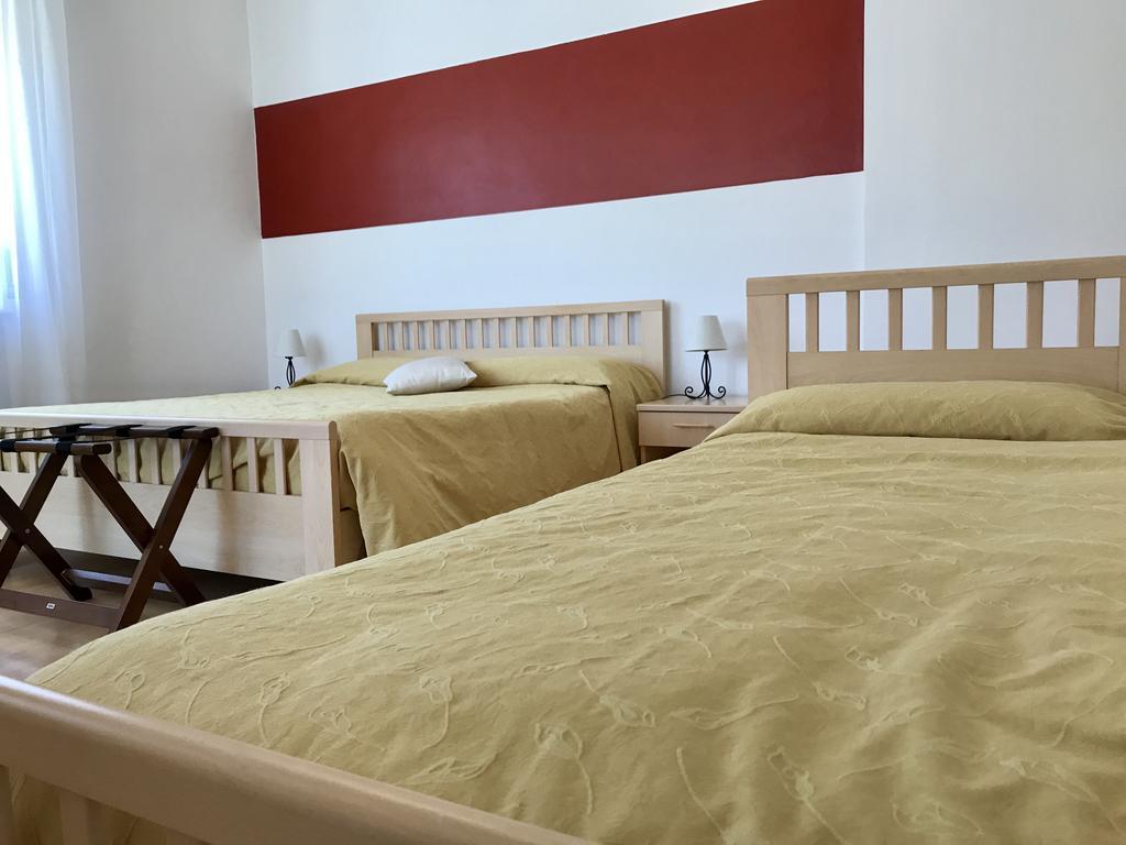 La Lanterna Hotel Garda  Ngoại thất bức ảnh