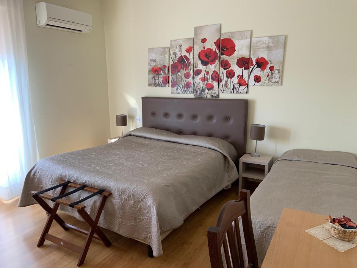 La Lanterna Hotel Garda  Ngoại thất bức ảnh